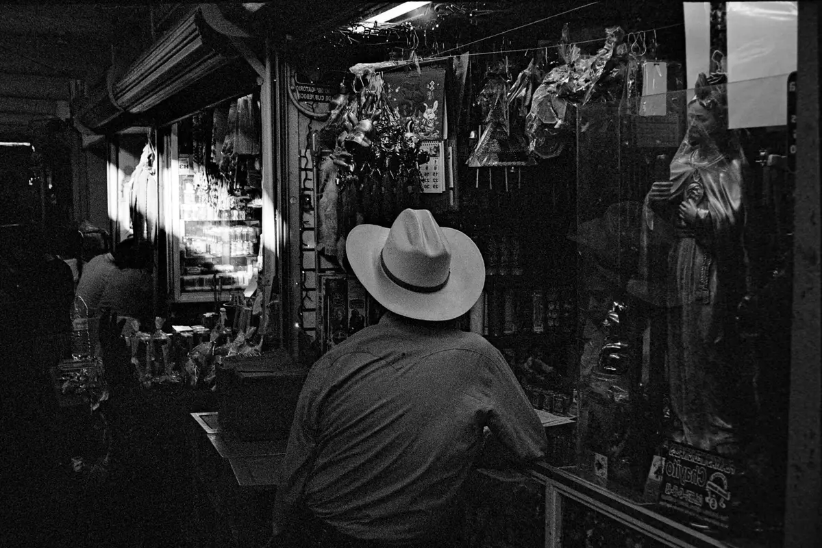Featured photo: 20230129-MHLab-14-IlfordXP2